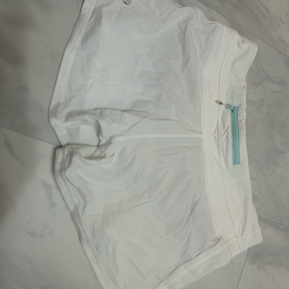 Lululemon Athletica white Shorts size 6
